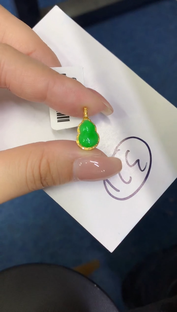 【闪购商品】翡翠颈饰18K金镶嵌0000000000