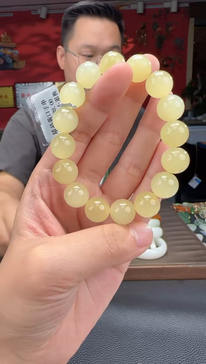 手串未镶嵌和田玉黄口猫单圈手串