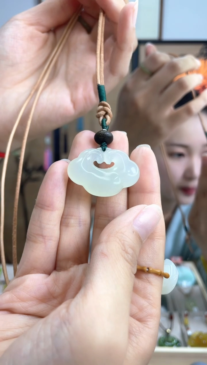 【闪购商品】岫玉吊坠未镶嵌多样性发货其中发一