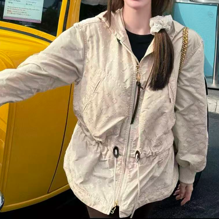 未使用 LouisVuitton/路易威登 连帽抽绳长袖夹克外套