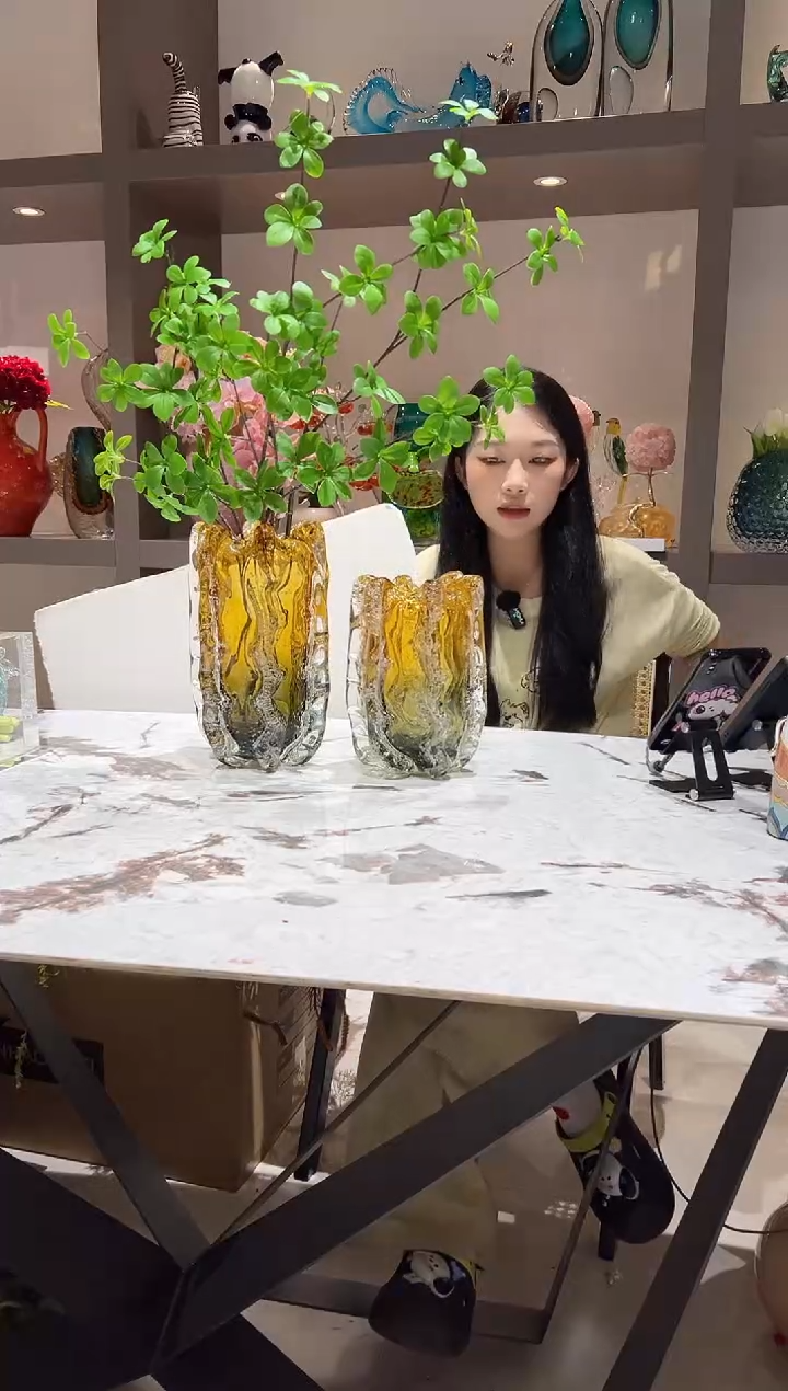 琥珀气泡琉璃花瓶一对