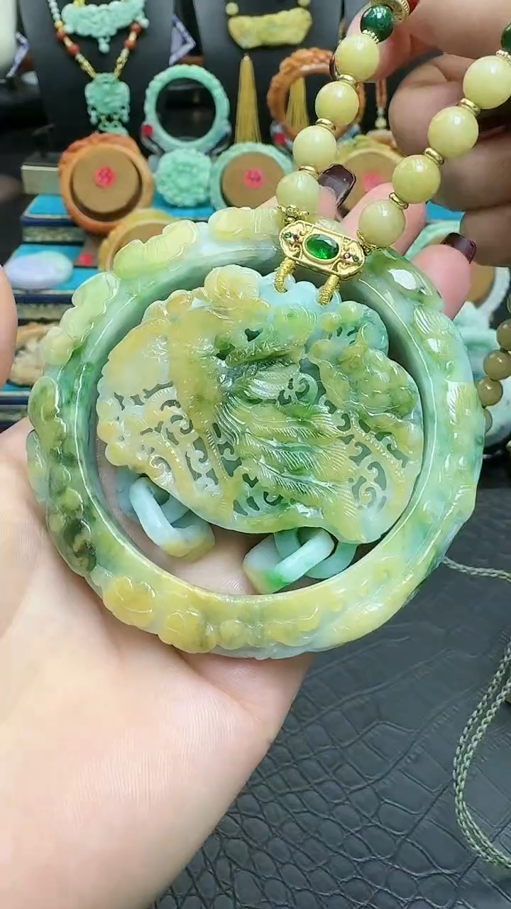 【闪购商品】翡翠手镯未镶嵌套镯圈口60+