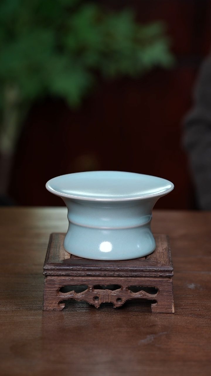 【闪购商品】L·宝丰宋官窑汝瓷贵人台