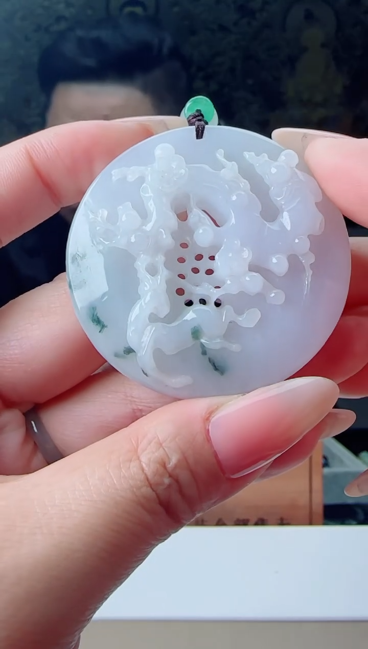 【闪购商品】翡翠颈饰未镶嵌111111111