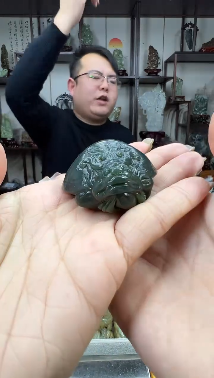 未镶嵌和田玉把件1