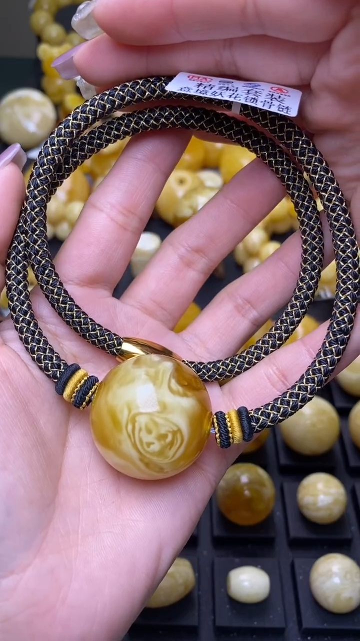 【闪购商品】琥珀裸石未镶嵌葵. 25