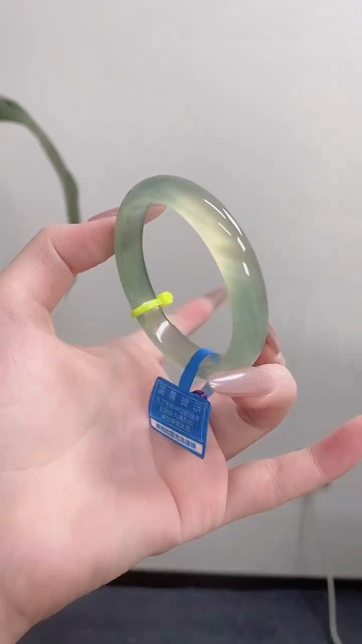 手镯玛瑙/玉髓未镶嵌54正圈