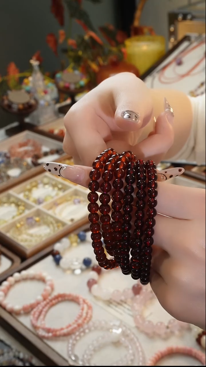 无无红色水晶三圈   石榴