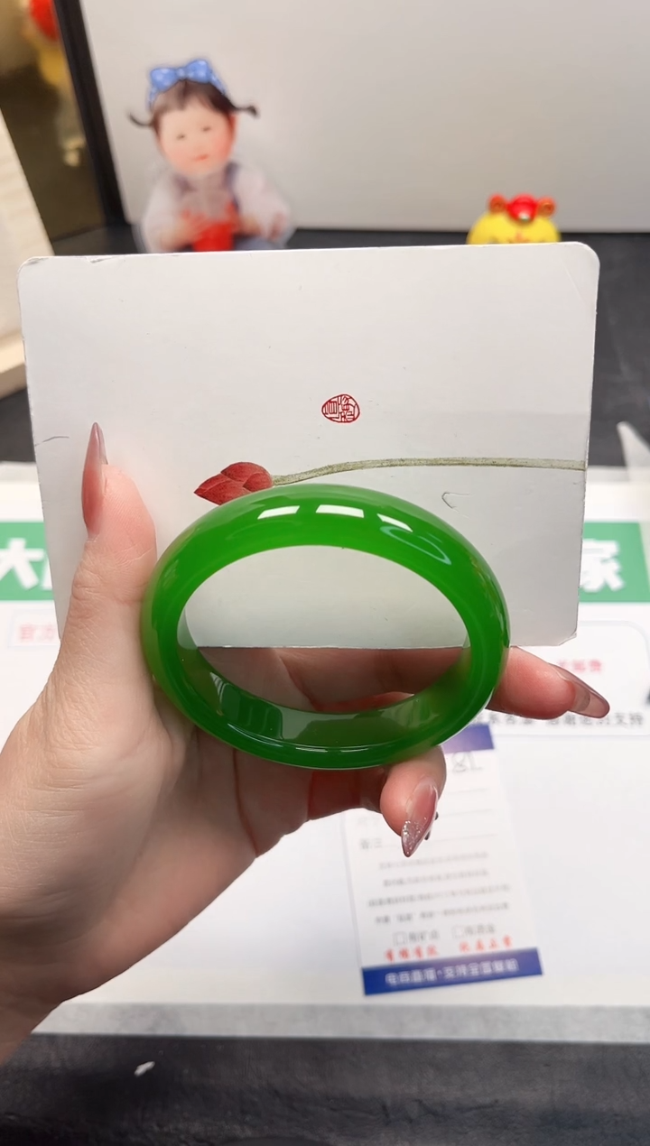 【闪购商品】石英质玉手镯未镶嵌81-60