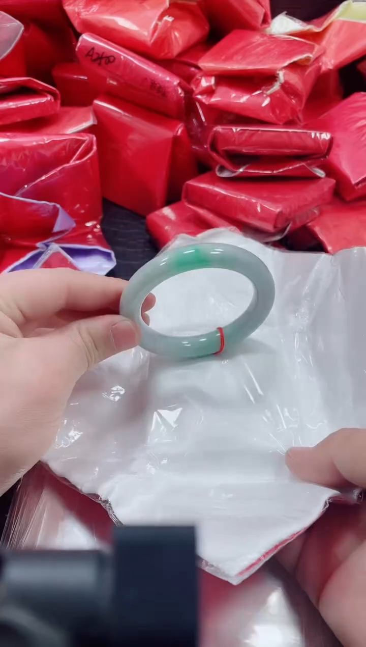 非金属无小哥 156号手镯 56.9圈口圆条