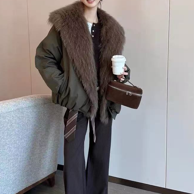 【CC私服专属】2025新款气质高级感大翻领狐狸毛派克羽绒服外套