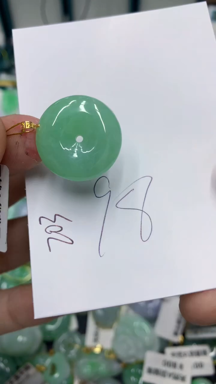 【闪购商品】翡翠颈饰18K金镶嵌号链接1111111111