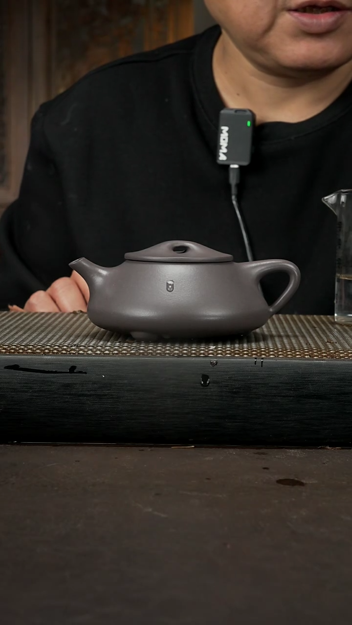 【闪购商品】紫砂茶壶青灰段泥 满瓢280cc 003