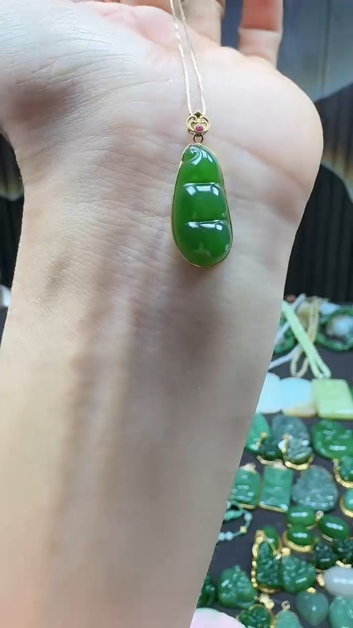 【闪购商品】和田玉吊坠(不含链)18K金镶嵌1