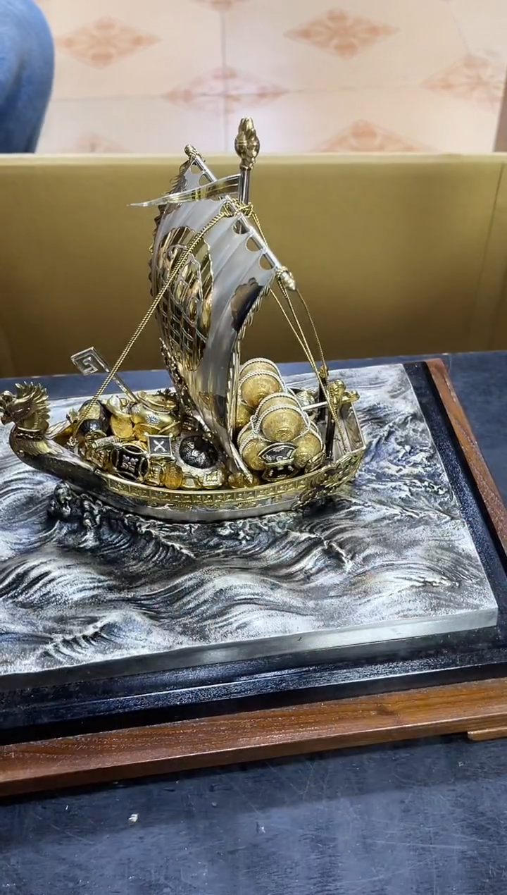 金属 如图所示 阁集工艺品