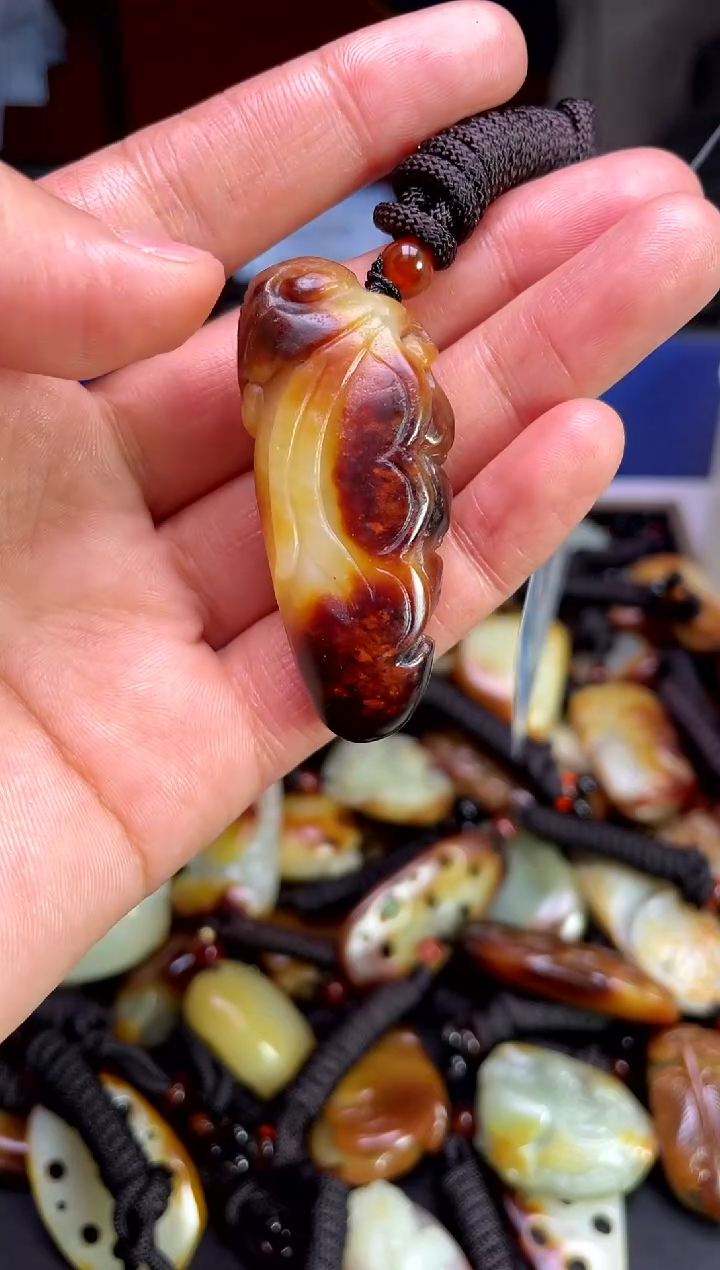 【闪购商品】和田玉颈饰未镶嵌1