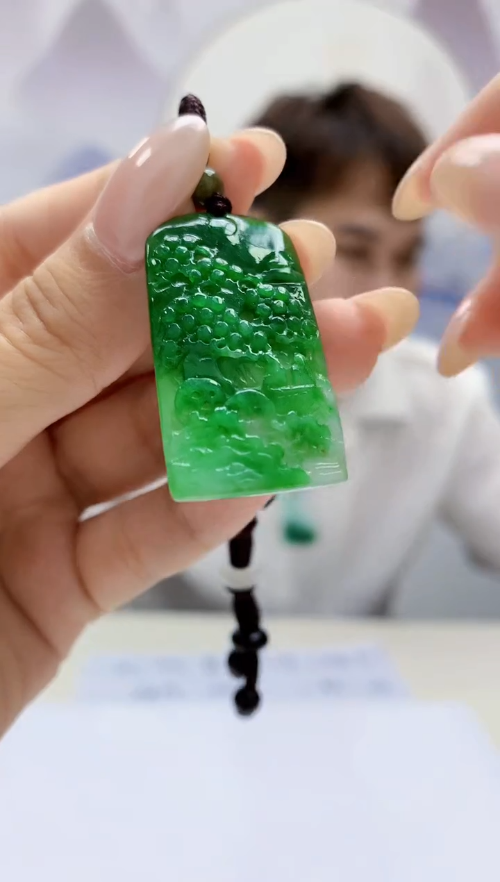 未镶嵌定制翡翠4868xx-毛货挂件16