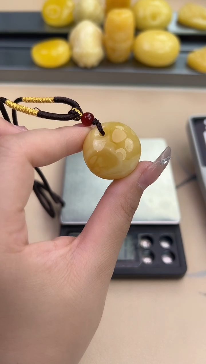 裸石琥珀未镶嵌琥珀蜜蜡吊坠