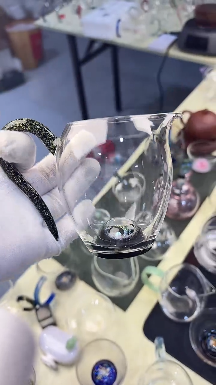 旗*格星云怡然300ml金标简装发货