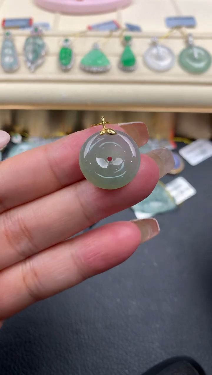 【闪购商品】翡翠颈饰18K金镶嵌Q240