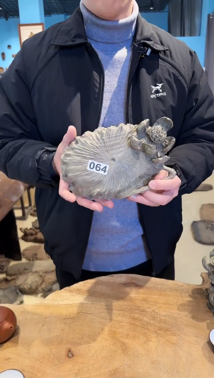 木064号乌木金丝楠壶承