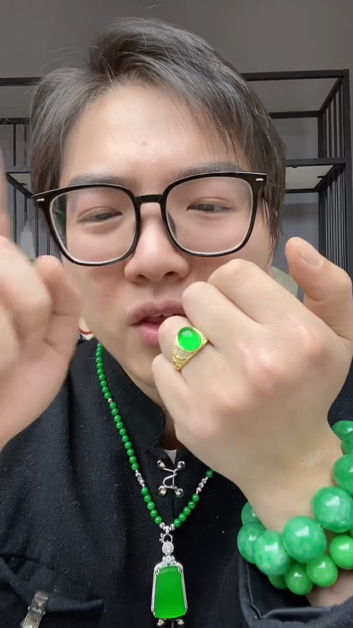 【闪购商品】翡翠颈饰合金鸽子蛋戒指