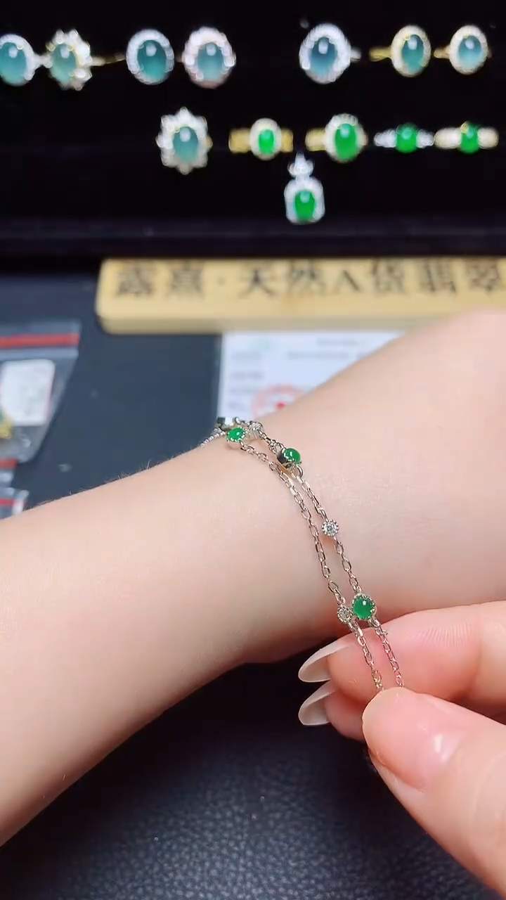翡翠戒指银S925镶嵌天然翡翠A货s925银镶