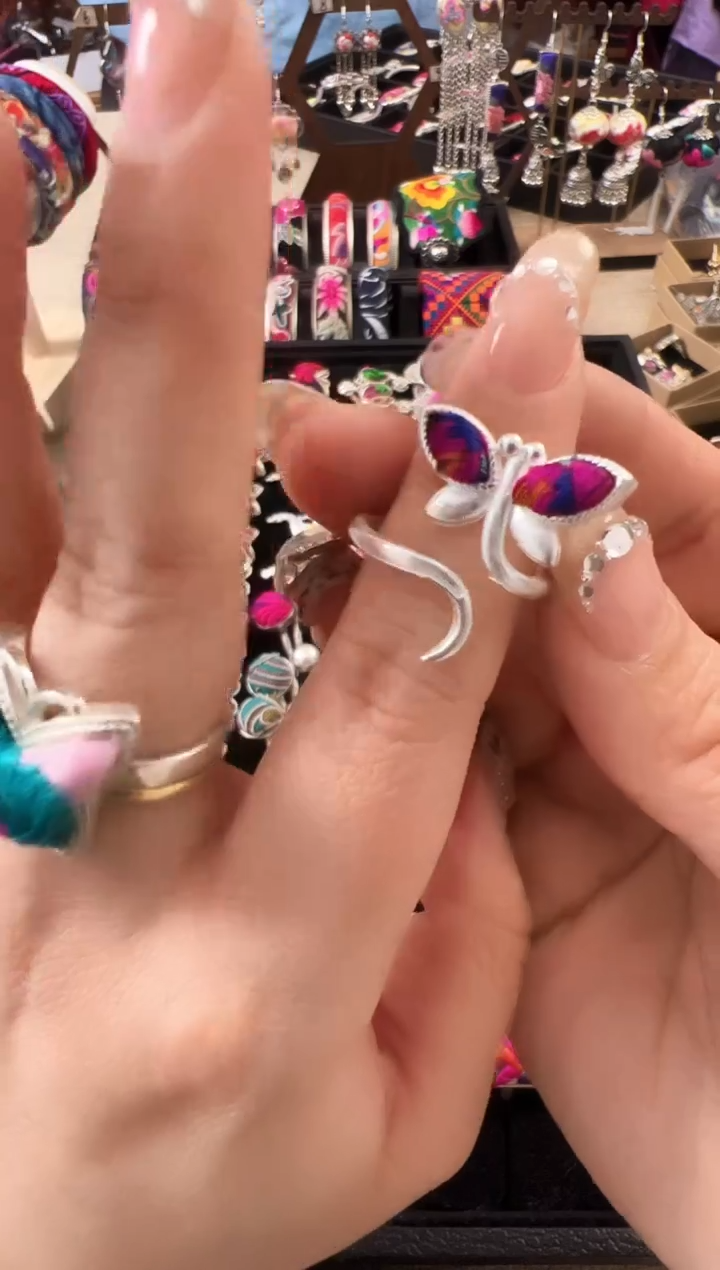 【闪购商品】织绣民族风老绣饰品303