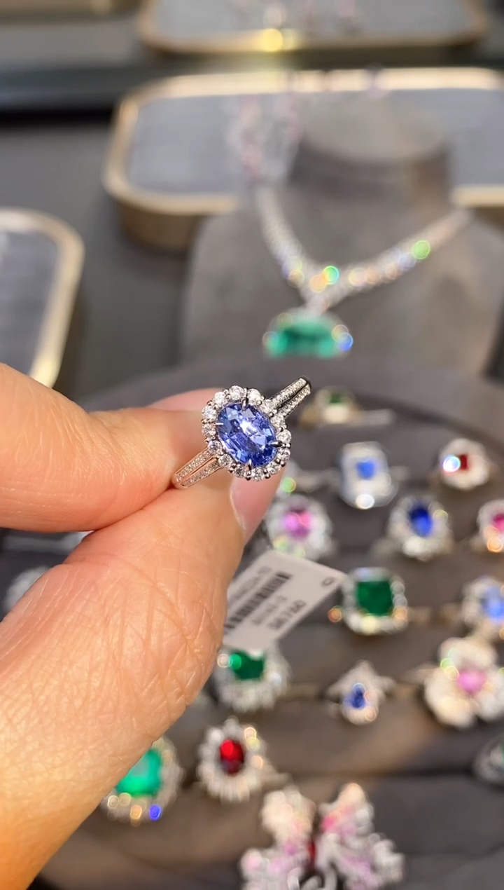 【闪购商品】蓝宝石戒指18K金镶嵌0.98ct/新年开工价