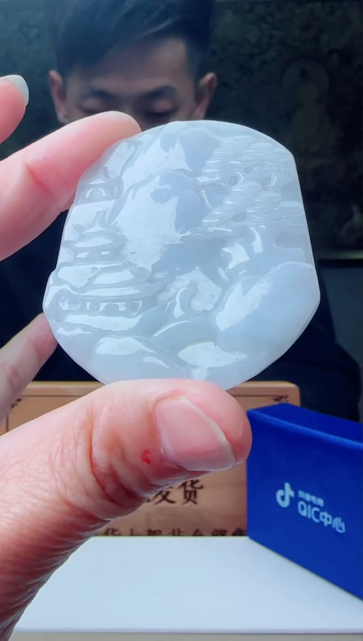 【闪购商品】翡翠颈饰未镶嵌11111111111