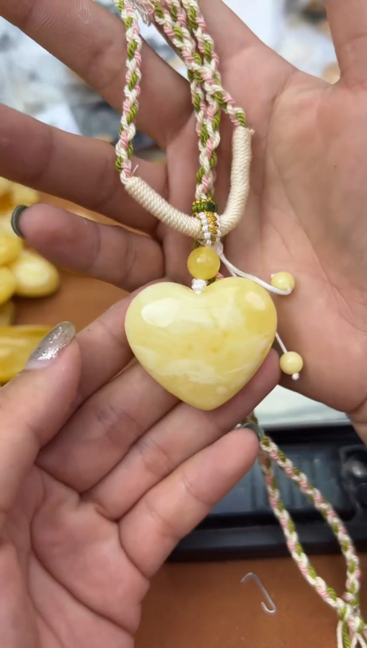 未镶嵌蜜蜡裸石蜜蜡吊坠