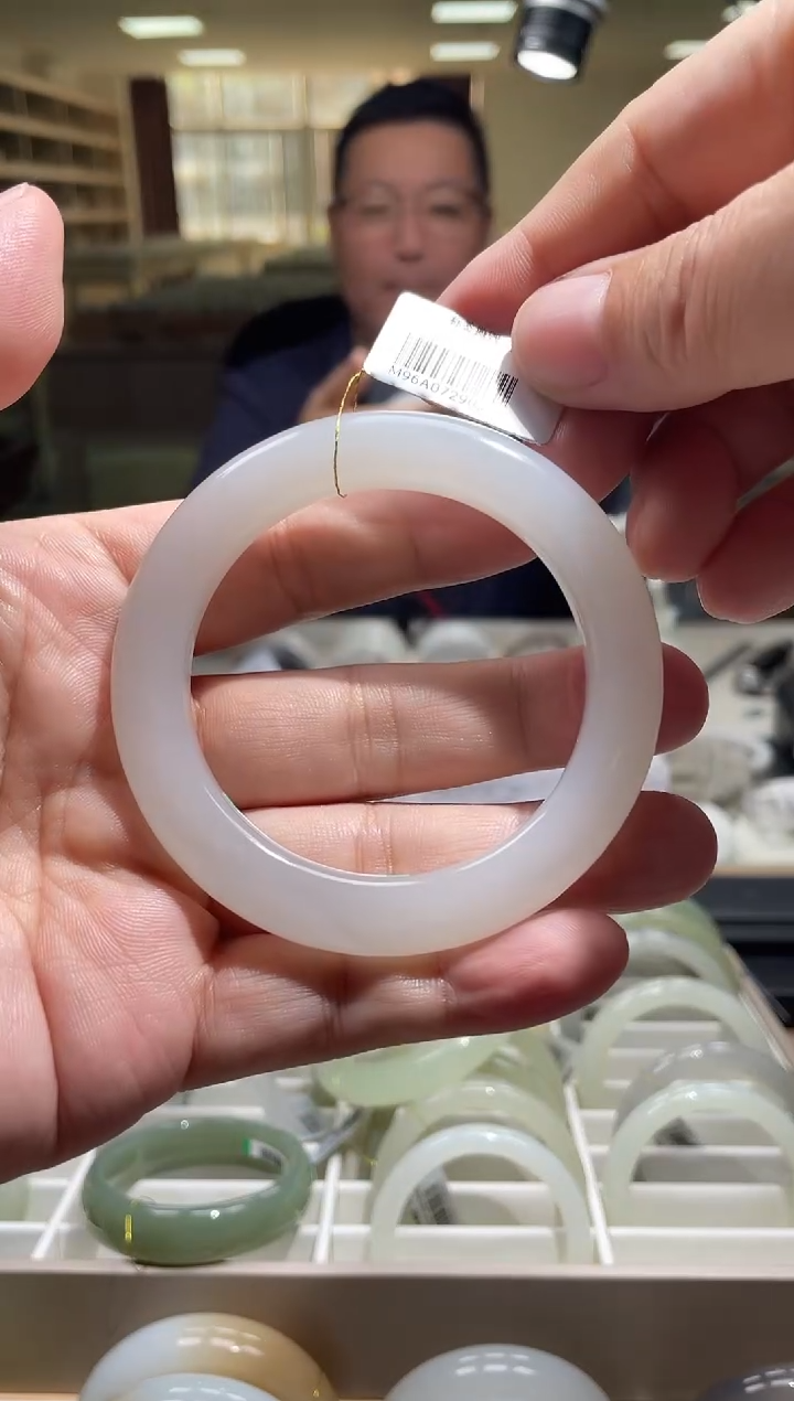 未镶嵌手镯和田玉56-57圈口 0237