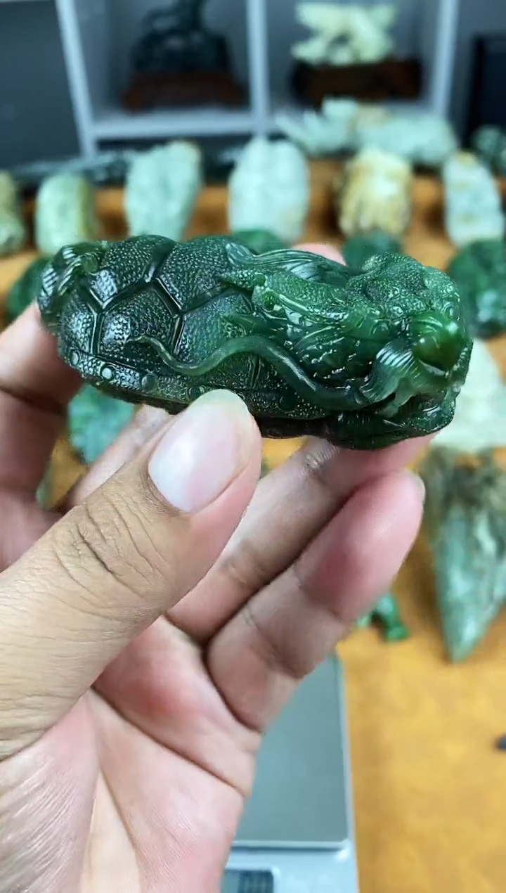 未镶嵌和田玉把件1