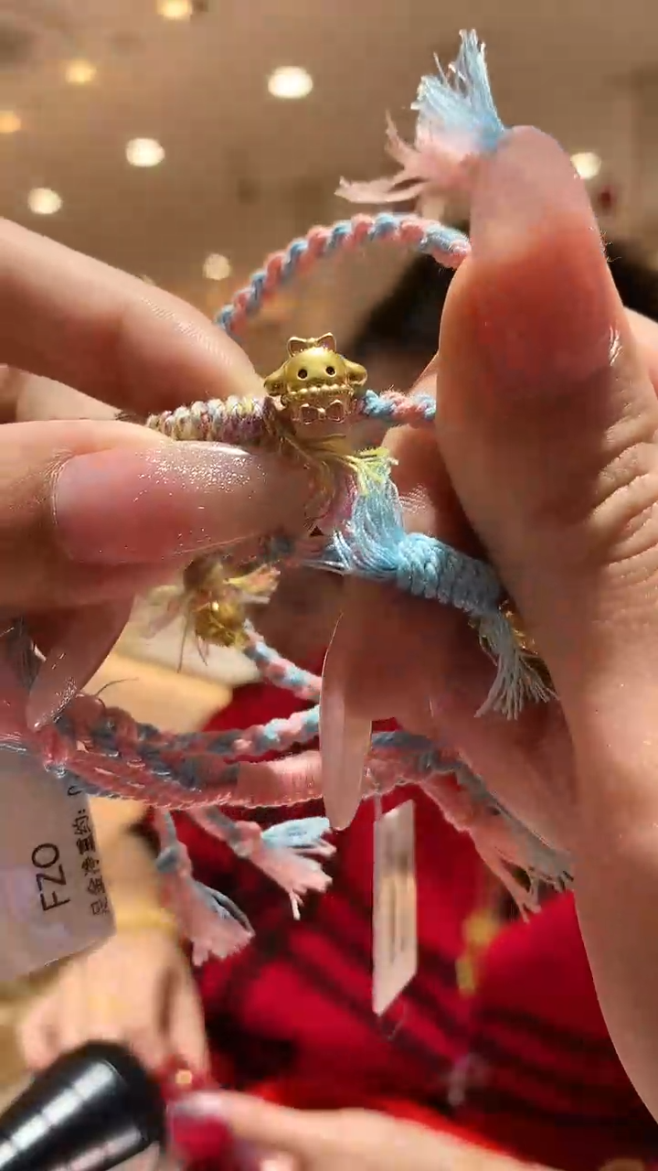 【闪购商品】定制足金手饰帕恰狗手绳多样性发一