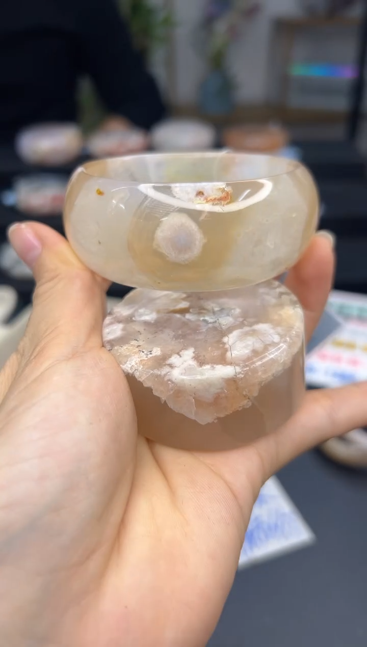 【闪购商品】石英质玉手镯未镶嵌A593(58圈赠送镯心)