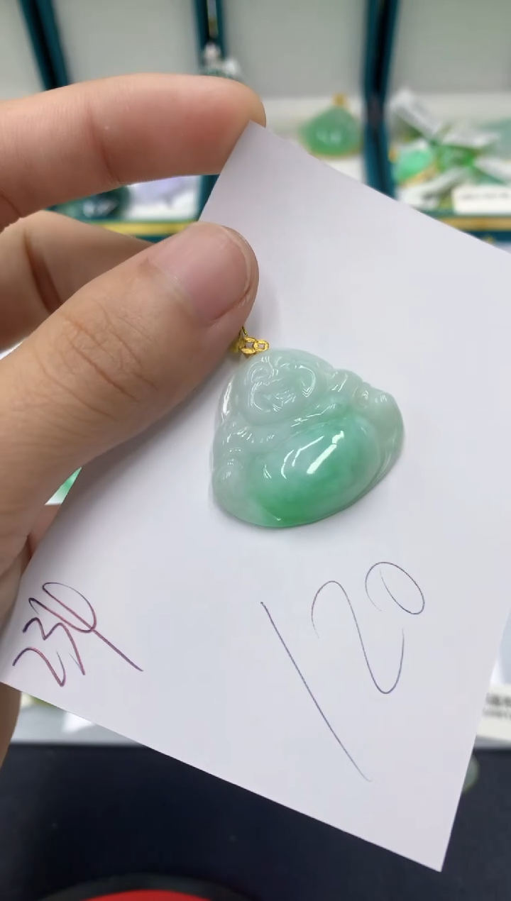 【闪购商品】翡翠颈饰18K金镶嵌翡翠