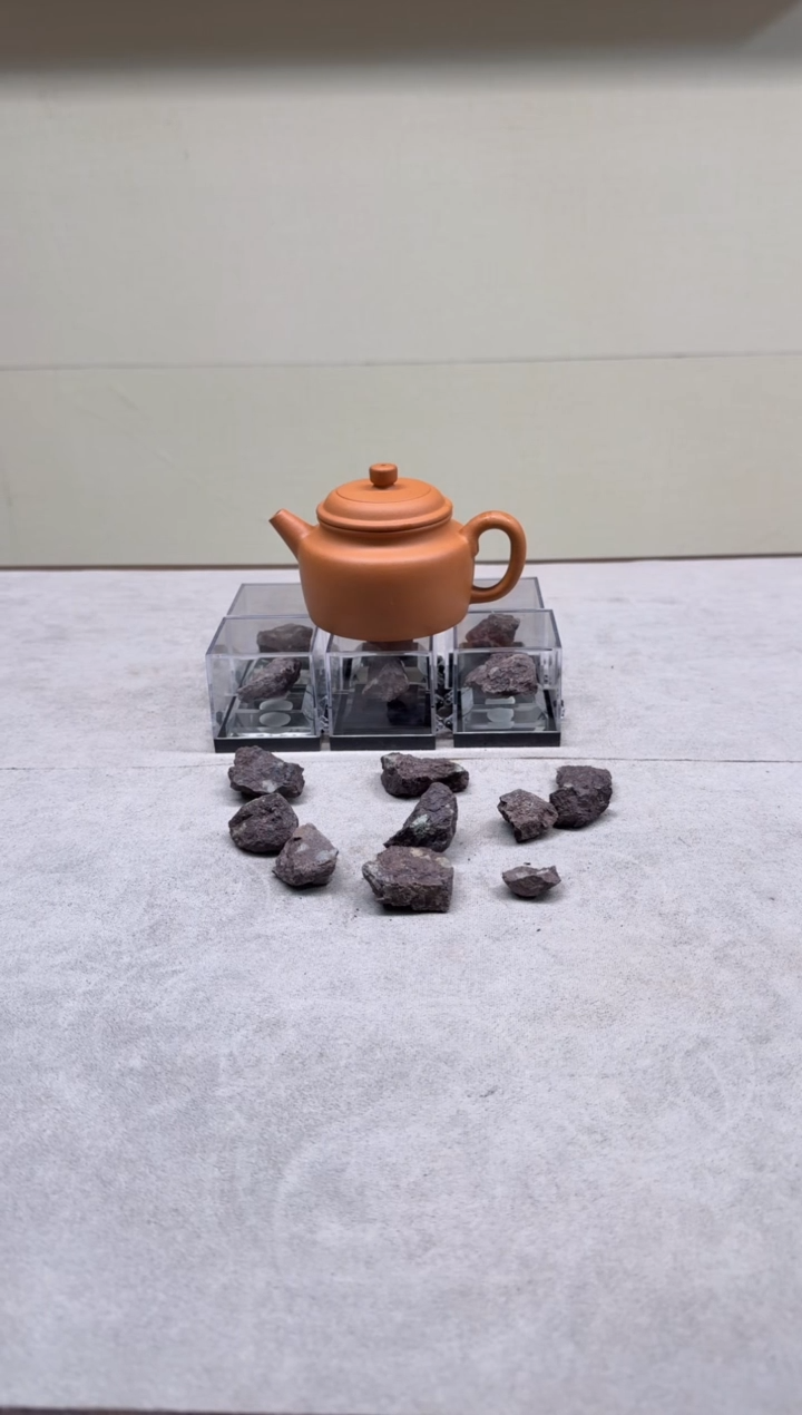 茶壶紫砂190CC黄金段微瑕半手德钟