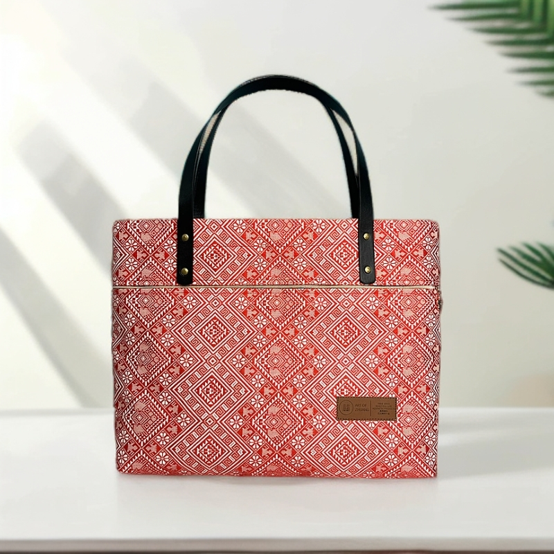 【顺丰包邮】壮锦包女式包大托特时尚单肩女士轻奢肩包米色简约百搭