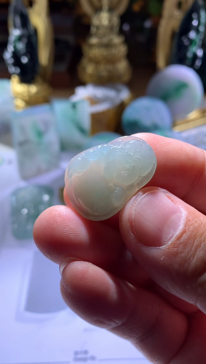 【闪购商品】翡翠颈饰未镶嵌财神