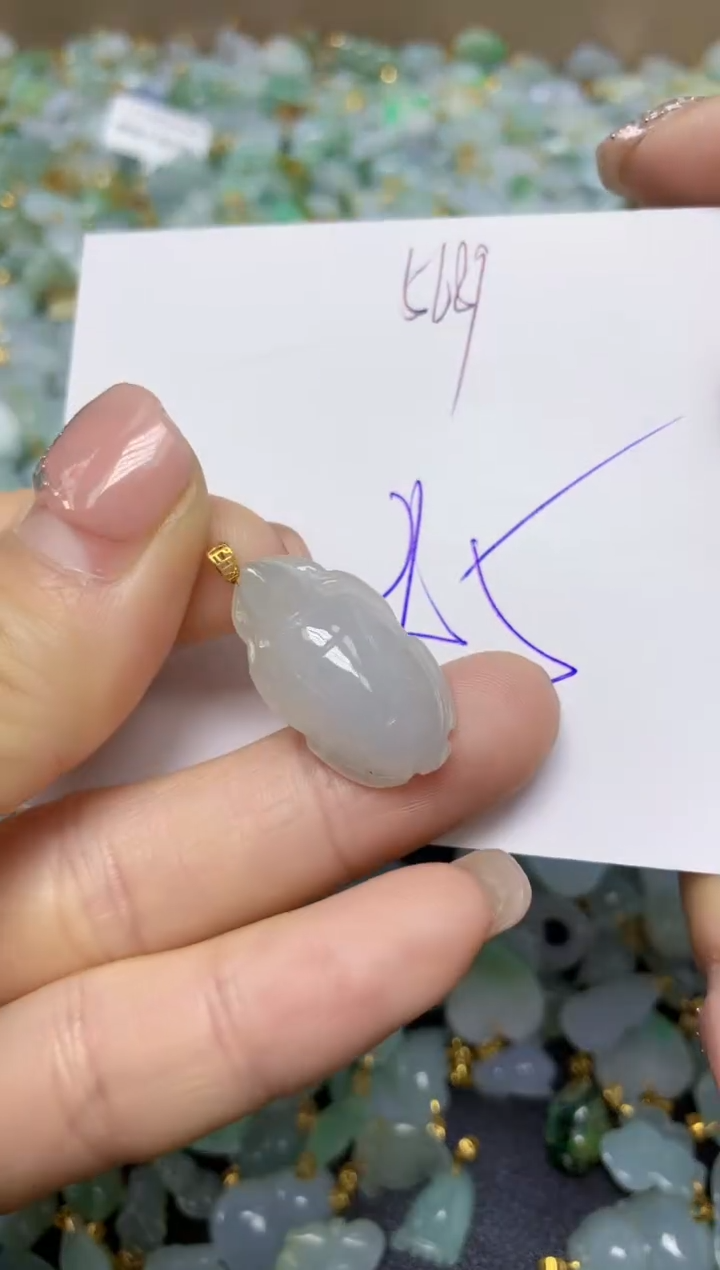 【闪购商品】翡翠挂件18K金镶嵌 天然翡翠A货