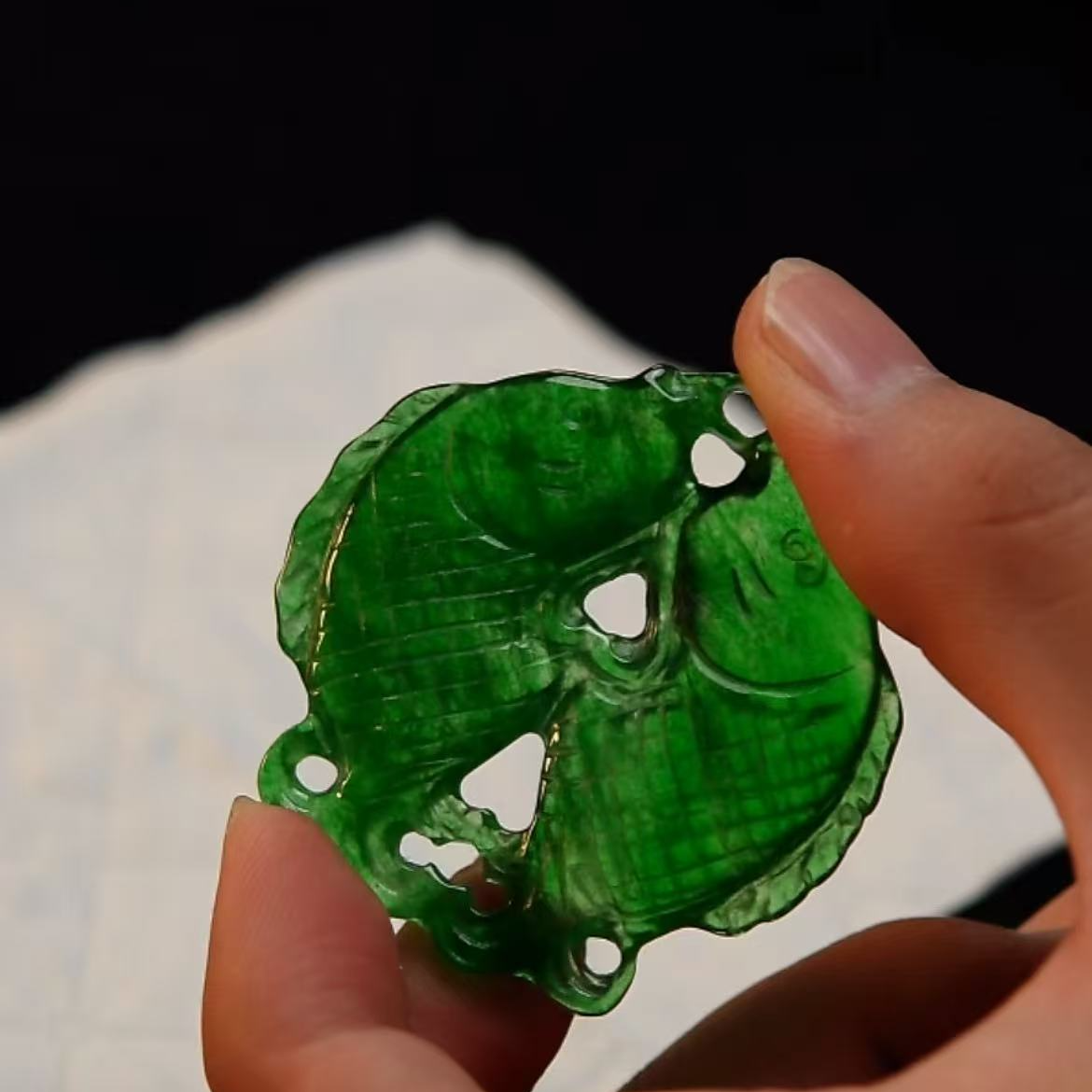 【华夏文物甄选商店02235】翡翠双鱼
