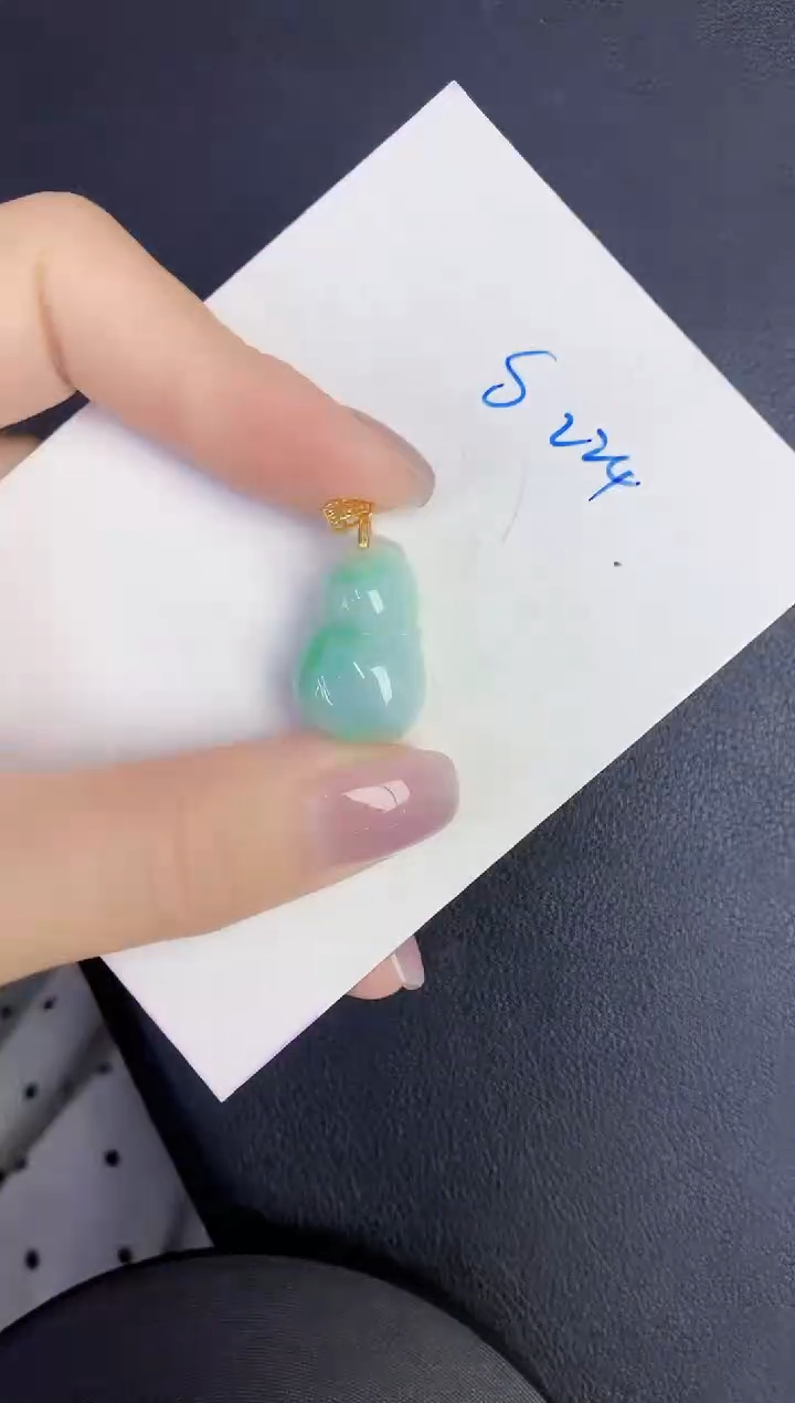 颈饰未镶嵌翡翠缅甸天然翡翠A货