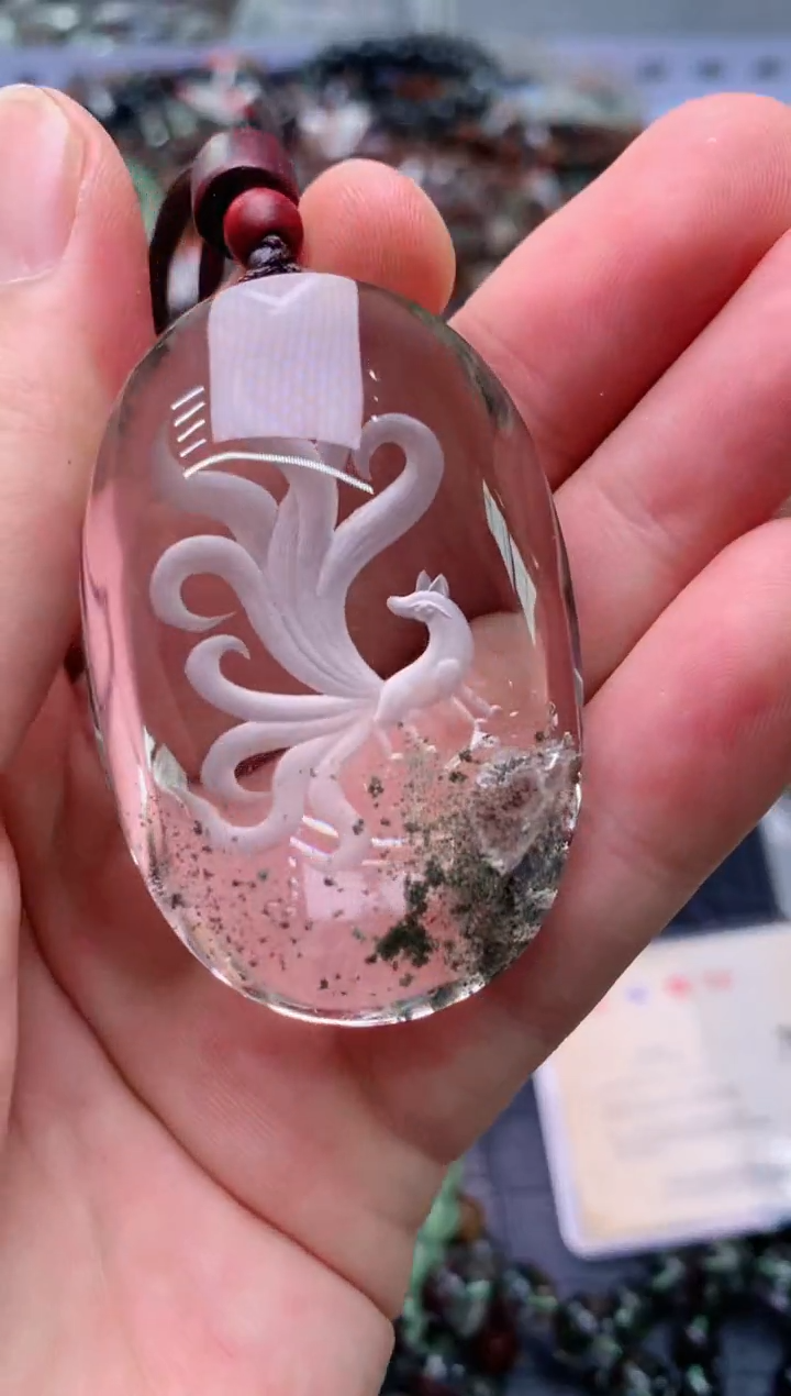 未镶嵌吊坠(赠链)水晶186