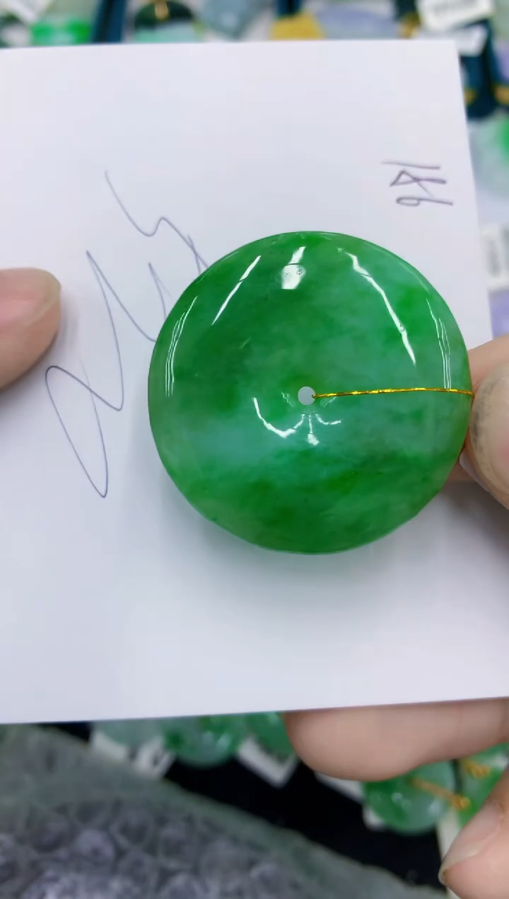翡翠未镶嵌颈饰11111111111