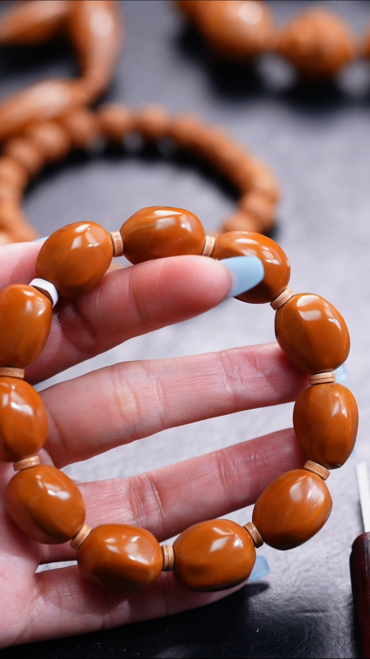 【闪购商品】橄榄核吊坠橄榄核