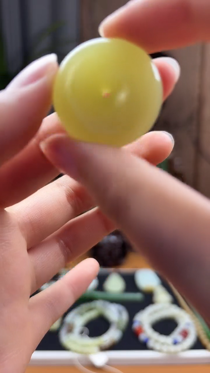 未镶嵌手链和田玉天然和田玉黄口料平安扣