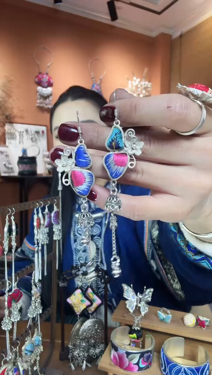 【闪购商品】刺绣纯手工民族风耳环