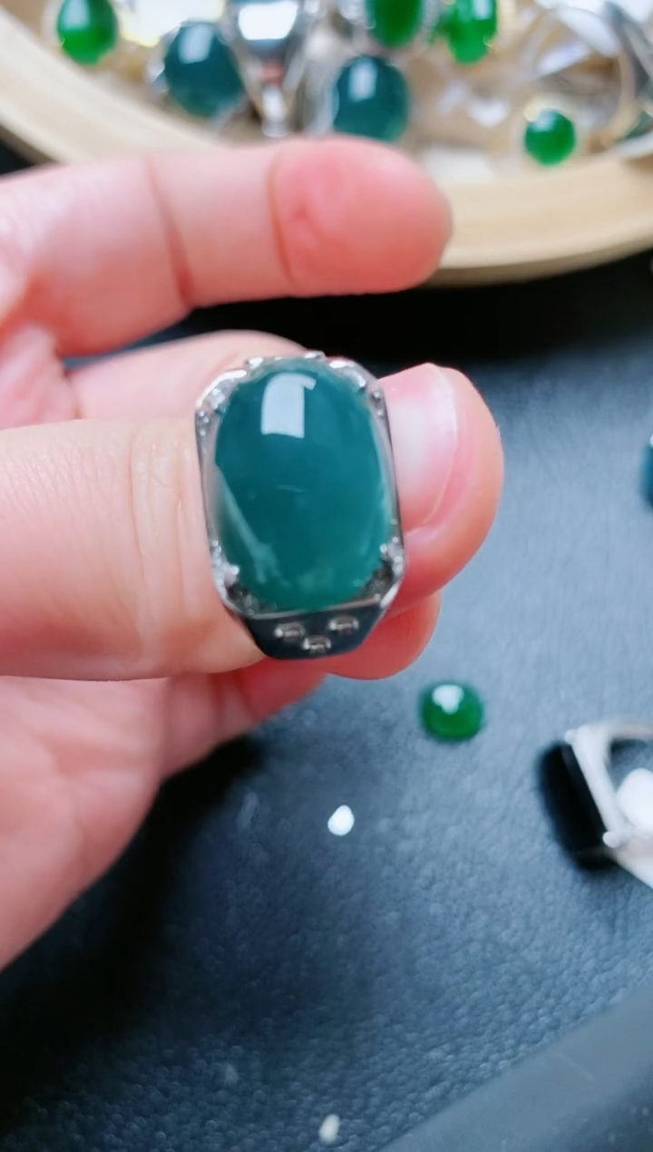 【闪购商品】翡翠戒指银S925镶嵌1111
