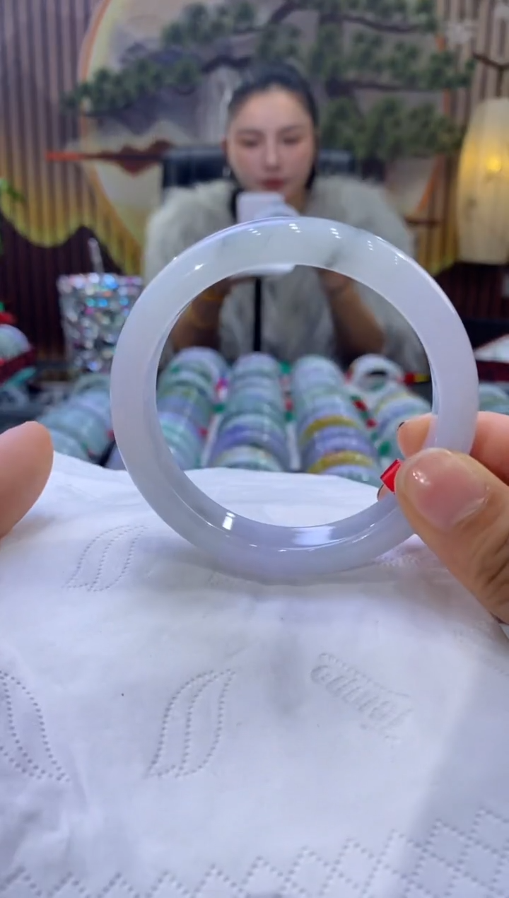 【闪购商品】翡翠手镯未镶嵌多人004517