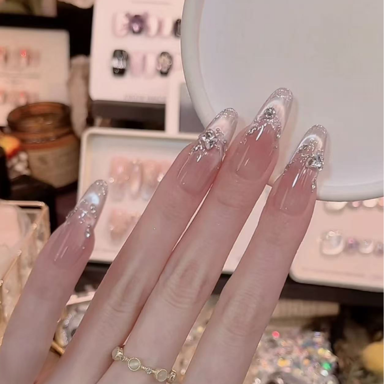 【天秤座]新款纯手工穿戴甲猫眼带钻美甲贴长款 显白百搭美甲